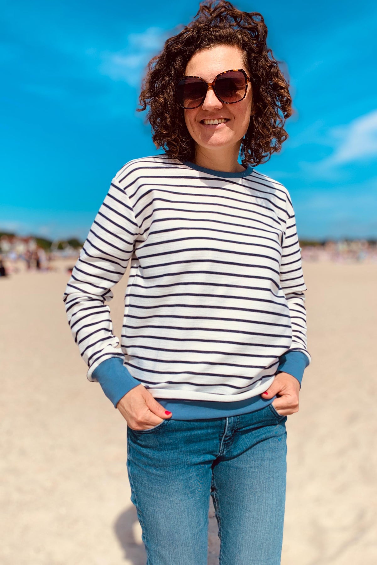 Redfish White Sweater — view 2