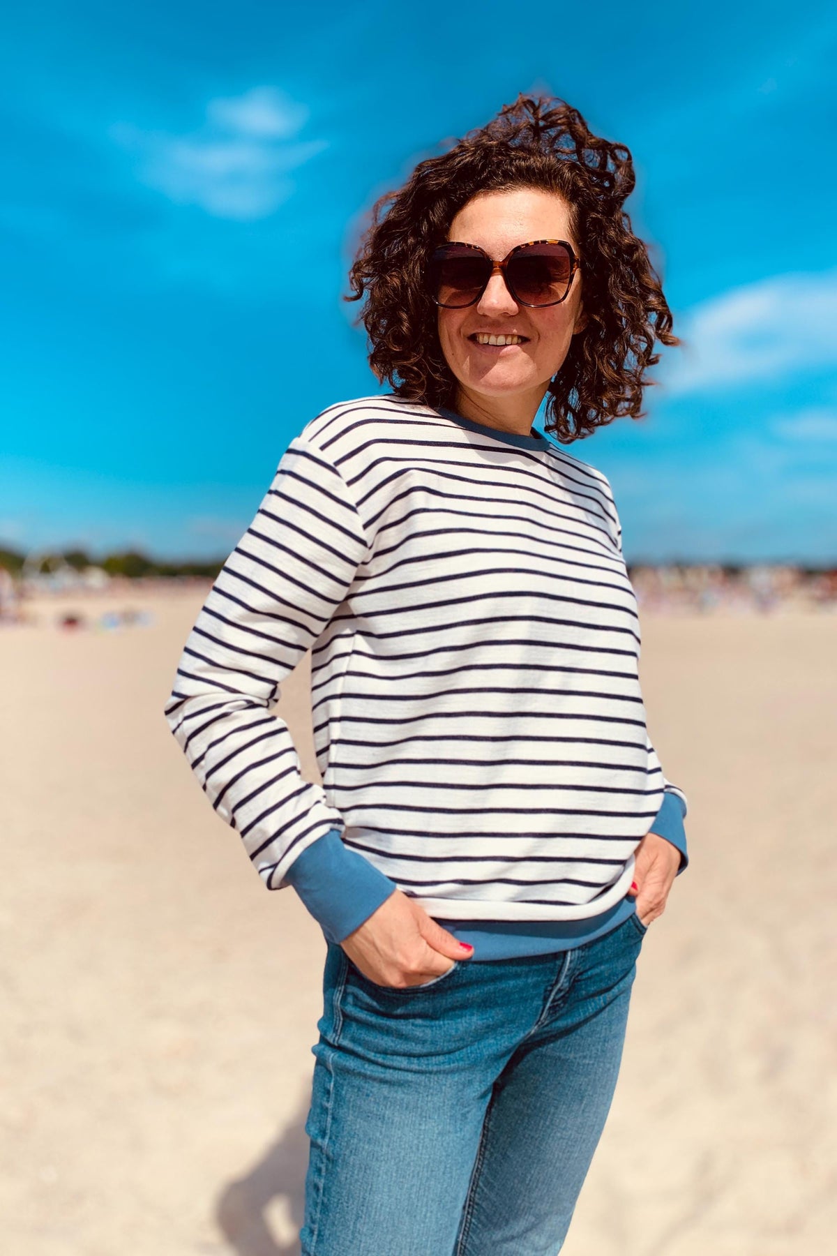 Redfish White Sweater — view 4